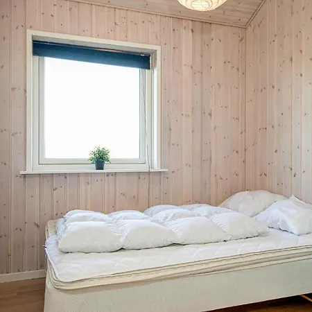 Four-bedroom Holiday In