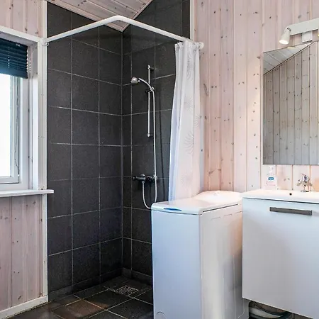 Four-bedroom Holiday In Løkken
